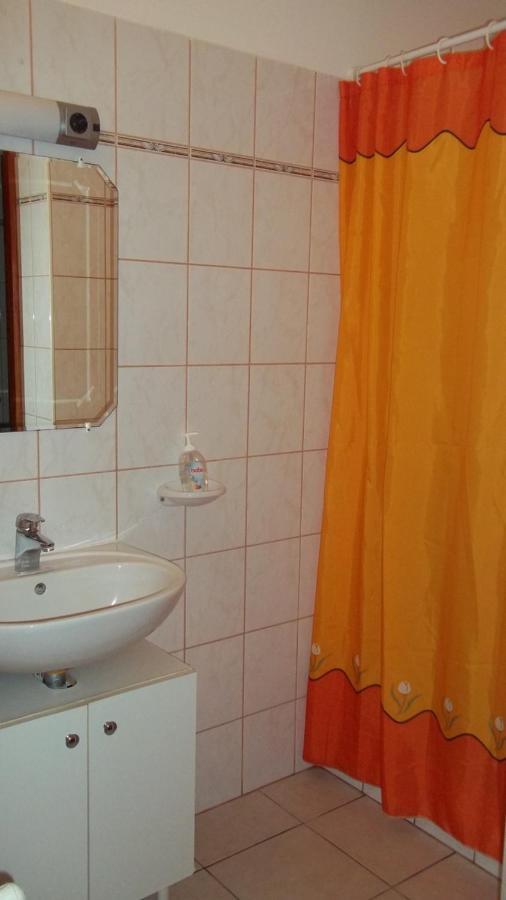 Apartman Pavai Hajduszoboszlo Ngoại thất bức ảnh