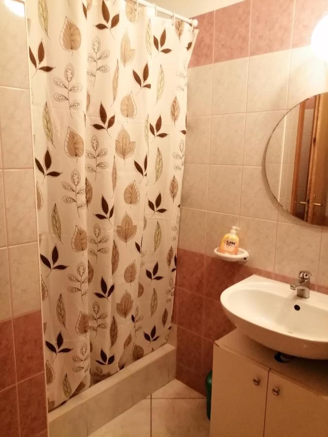 Apartman Pavai Hajduszoboszlo Ngoại thất bức ảnh