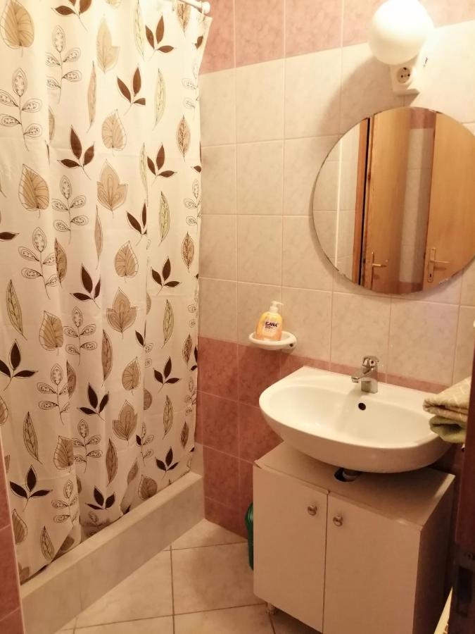 Apartman Pavai Hajduszoboszlo Ngoại thất bức ảnh