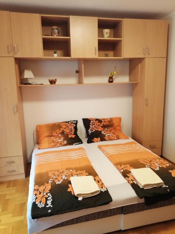 Apartman Pavai Hajduszoboszlo Ngoại thất bức ảnh