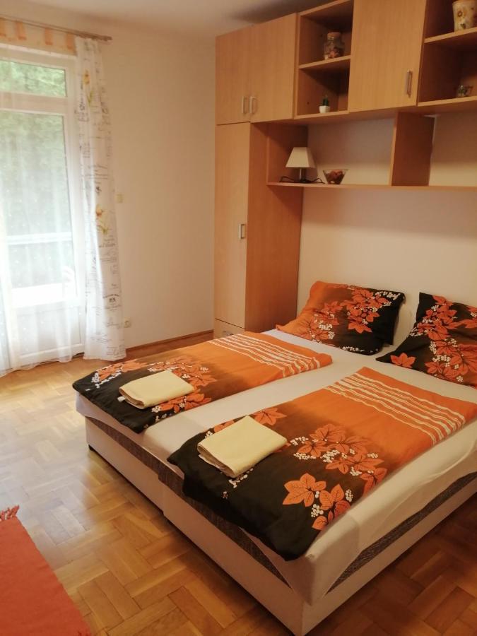 Apartman Pavai Hajduszoboszlo Ngoại thất bức ảnh