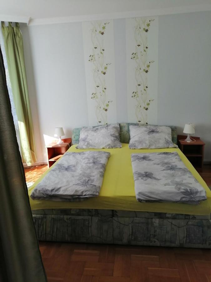 Apartman Pavai Hajduszoboszlo Ngoại thất bức ảnh