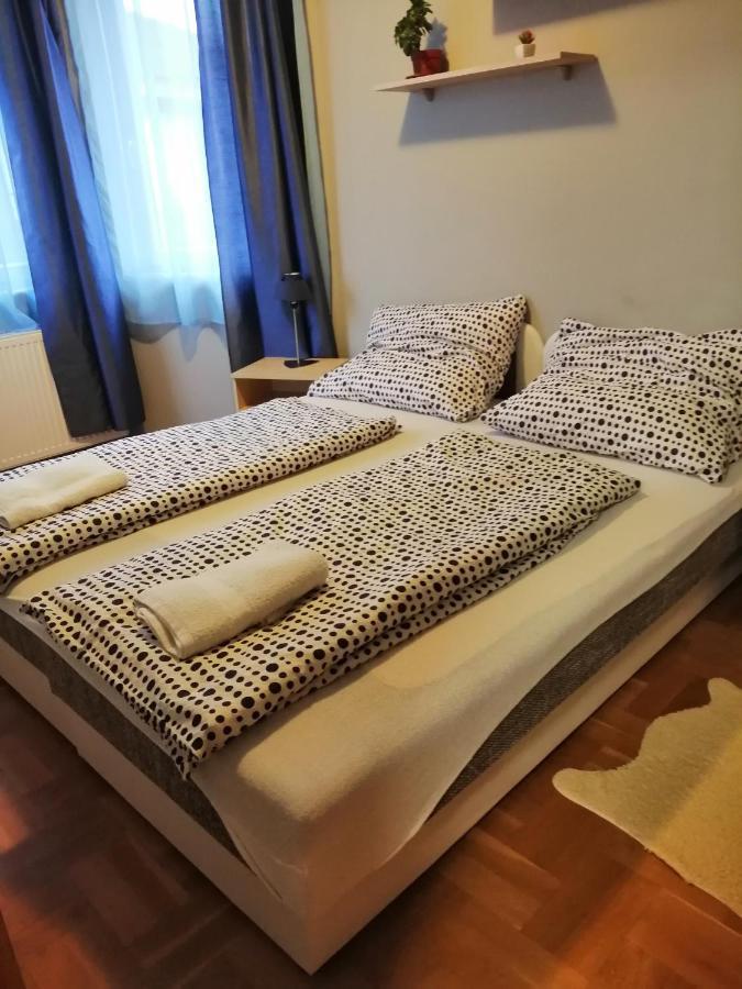 Apartman Pavai Hajduszoboszlo Ngoại thất bức ảnh