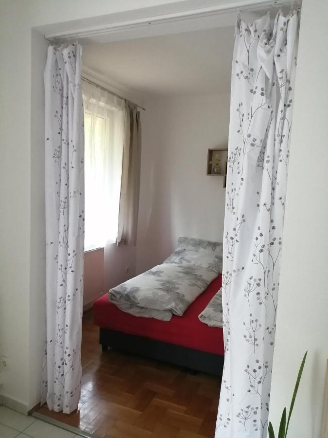 Apartman Pavai Hajduszoboszlo Ngoại thất bức ảnh