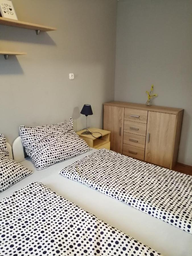 Apartman Pavai Hajduszoboszlo Ngoại thất bức ảnh