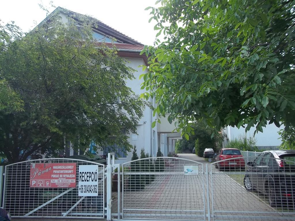 Apartman Pavai Hajduszoboszlo Ngoại thất bức ảnh